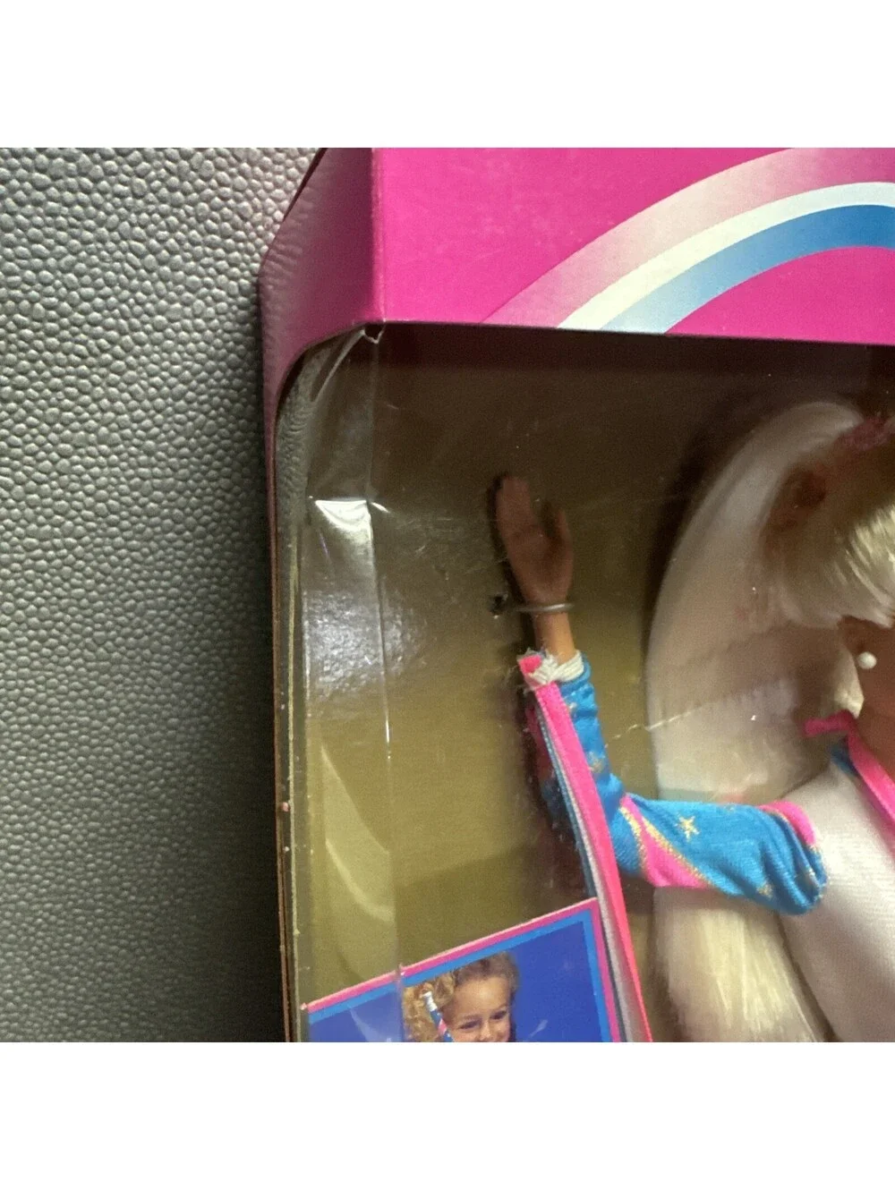Vintage 1995 Super Gymnast Barbie Doll Mattel 15821 NRFB Bilingual Box Not Mint